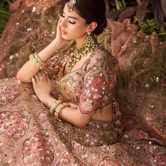 DESIGNER LEHENGA - Picture 7 of 15